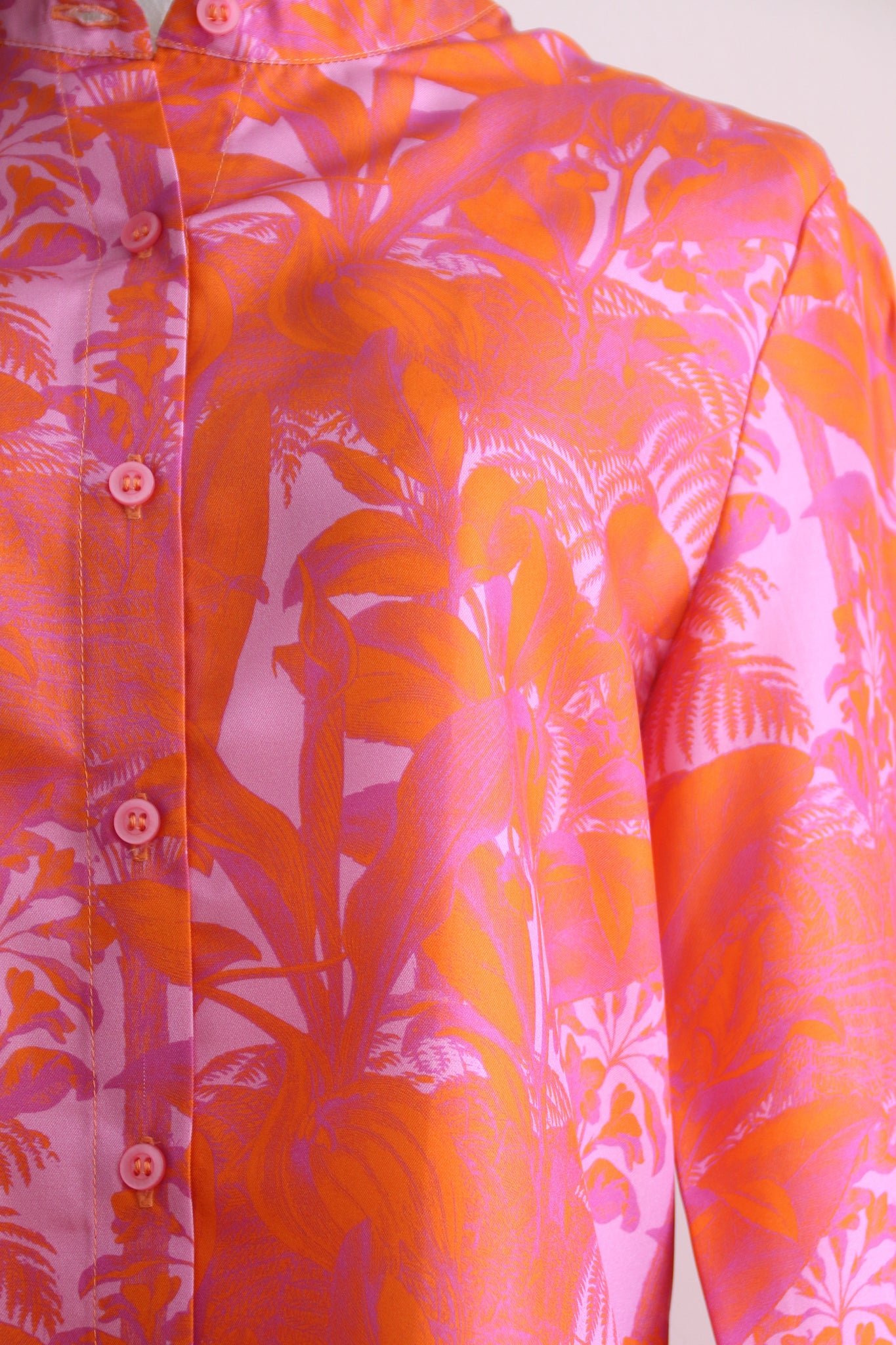 Katyusha Funky pink classic blouse