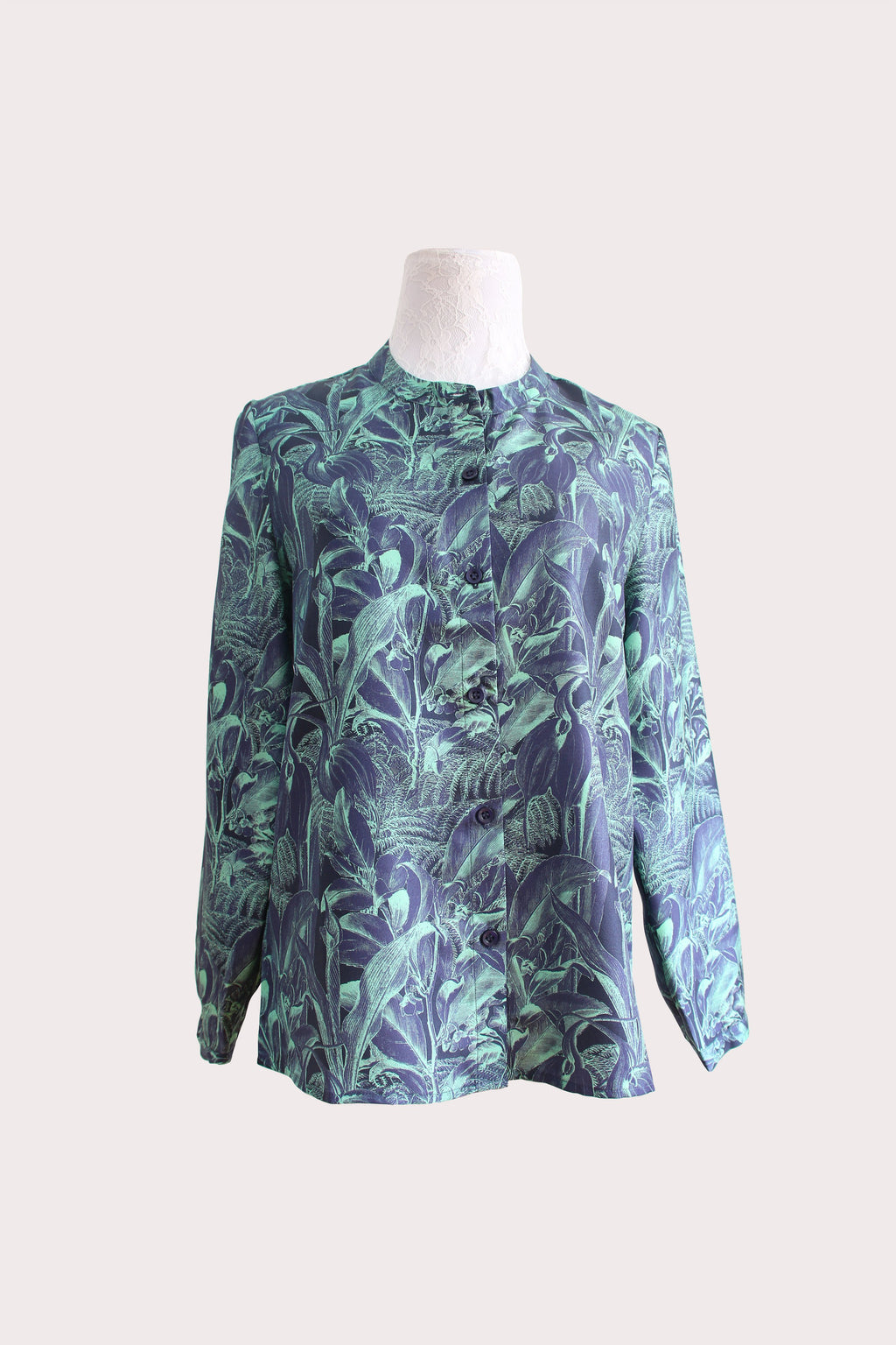 Katyusha Sage Flowers classic blouse